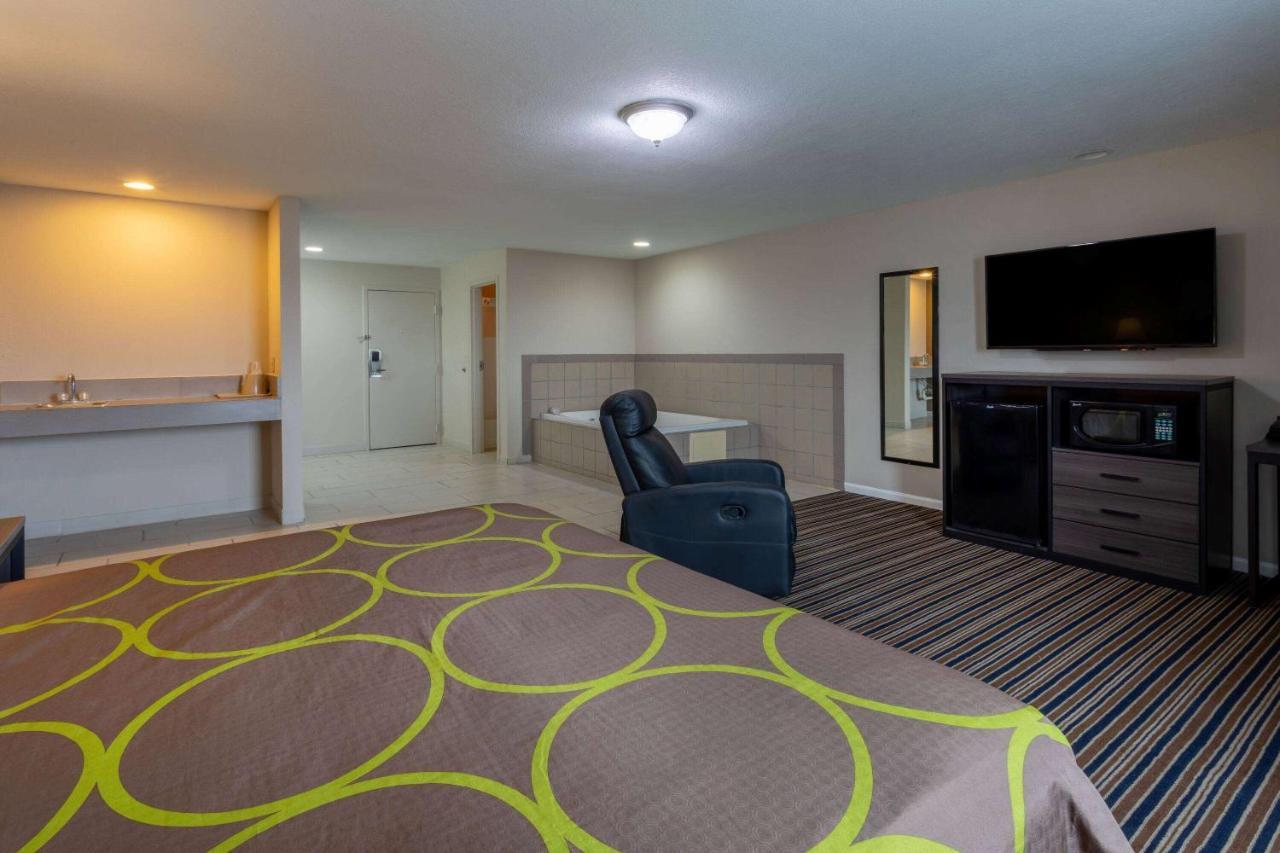 Desoto Inn & Suites Missouri Valley المظهر الخارجي الصورة