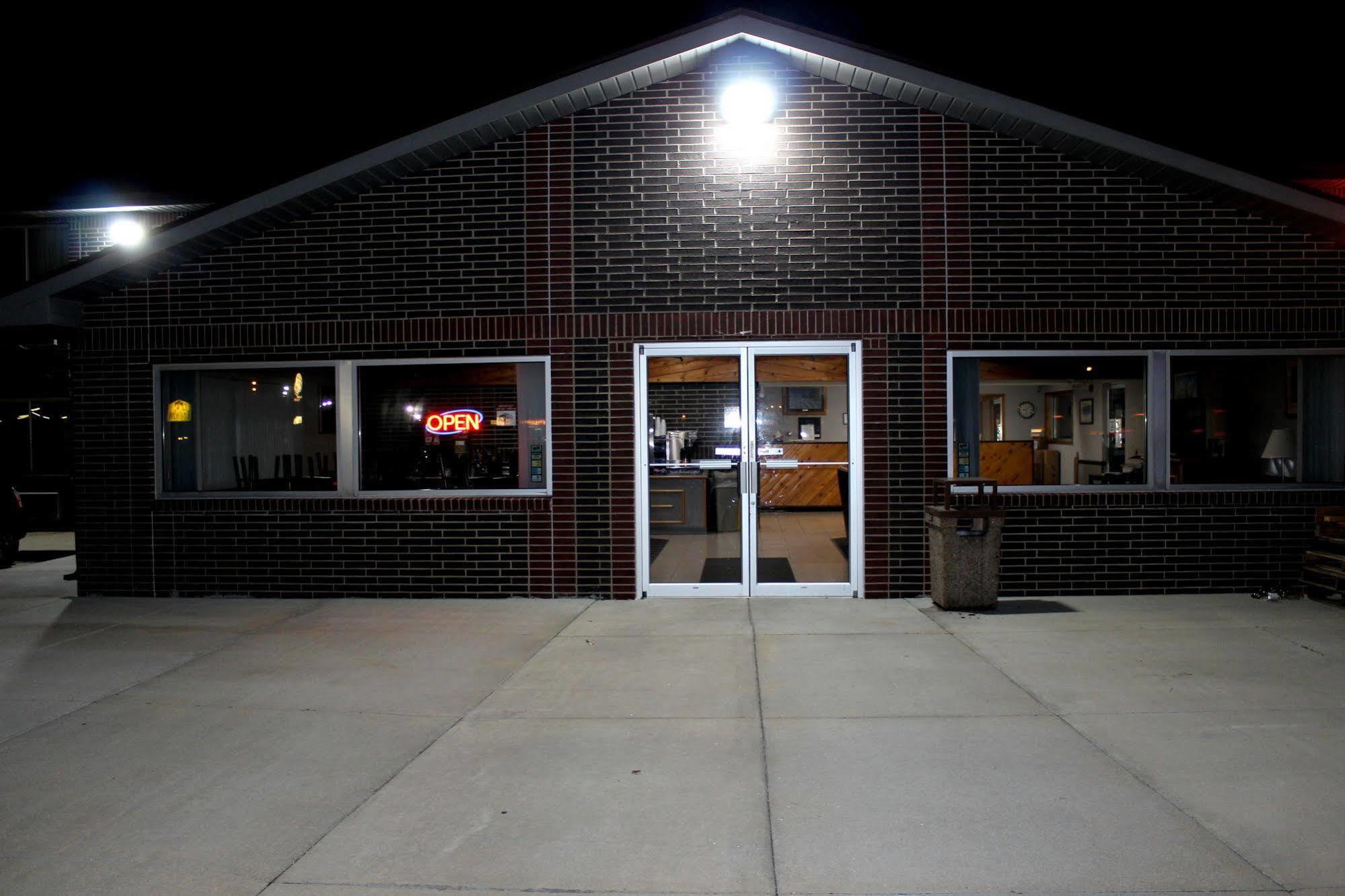 Desoto Inn & Suites Missouri Valley المظهر الخارجي الصورة