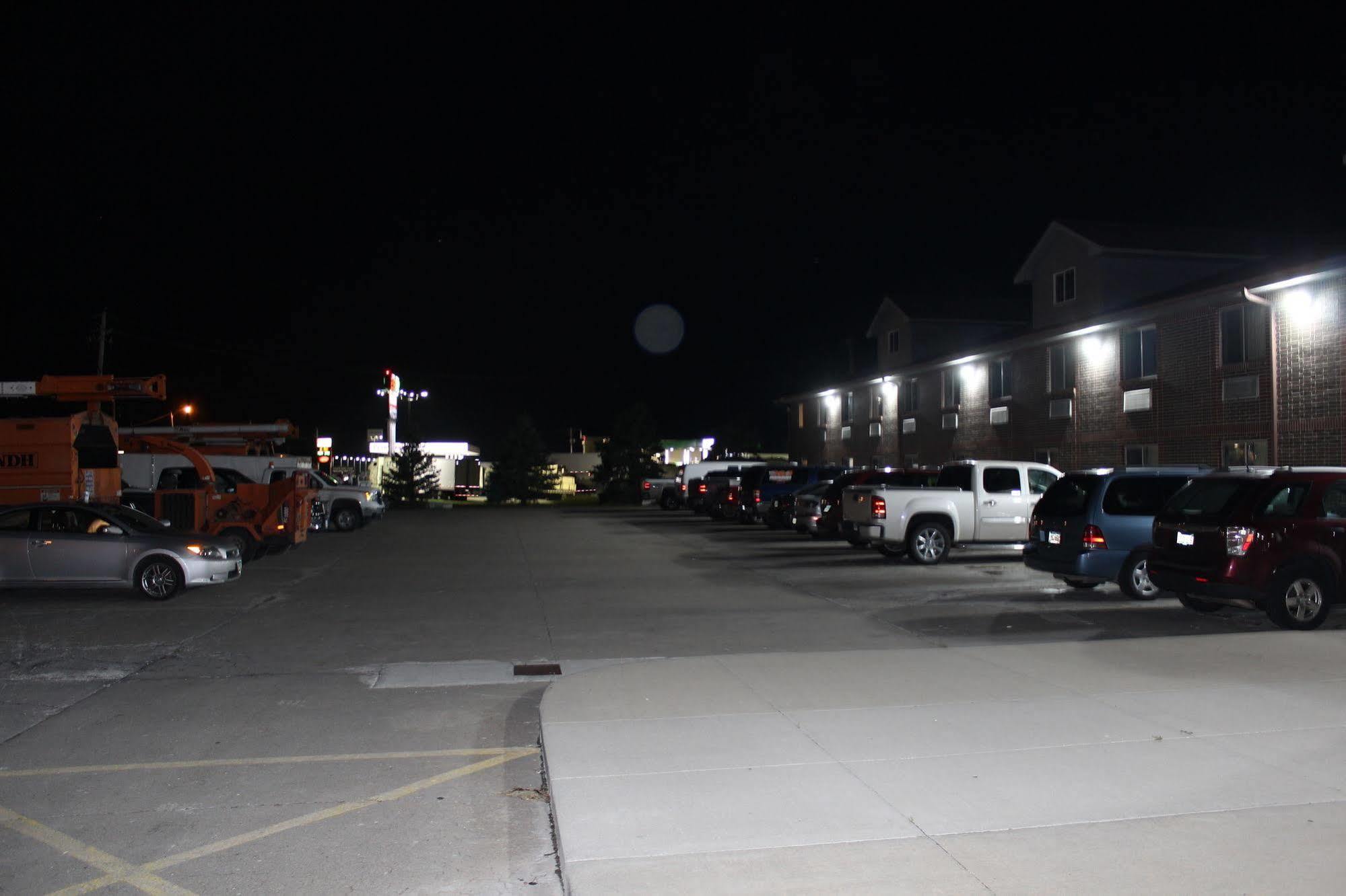 Desoto Inn & Suites Missouri Valley المظهر الخارجي الصورة